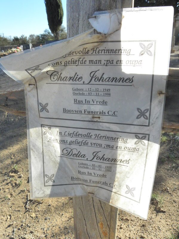 JOHANNES Charlie 1949-1998 &amp; Delia 1955-2002