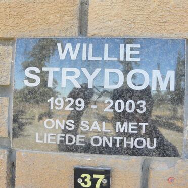 STRYDOM Willie 1929-2003