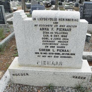 PIENAAR Gideon L. 1873-1956 &amp; Anna F. de VILLIERS 1882-1954