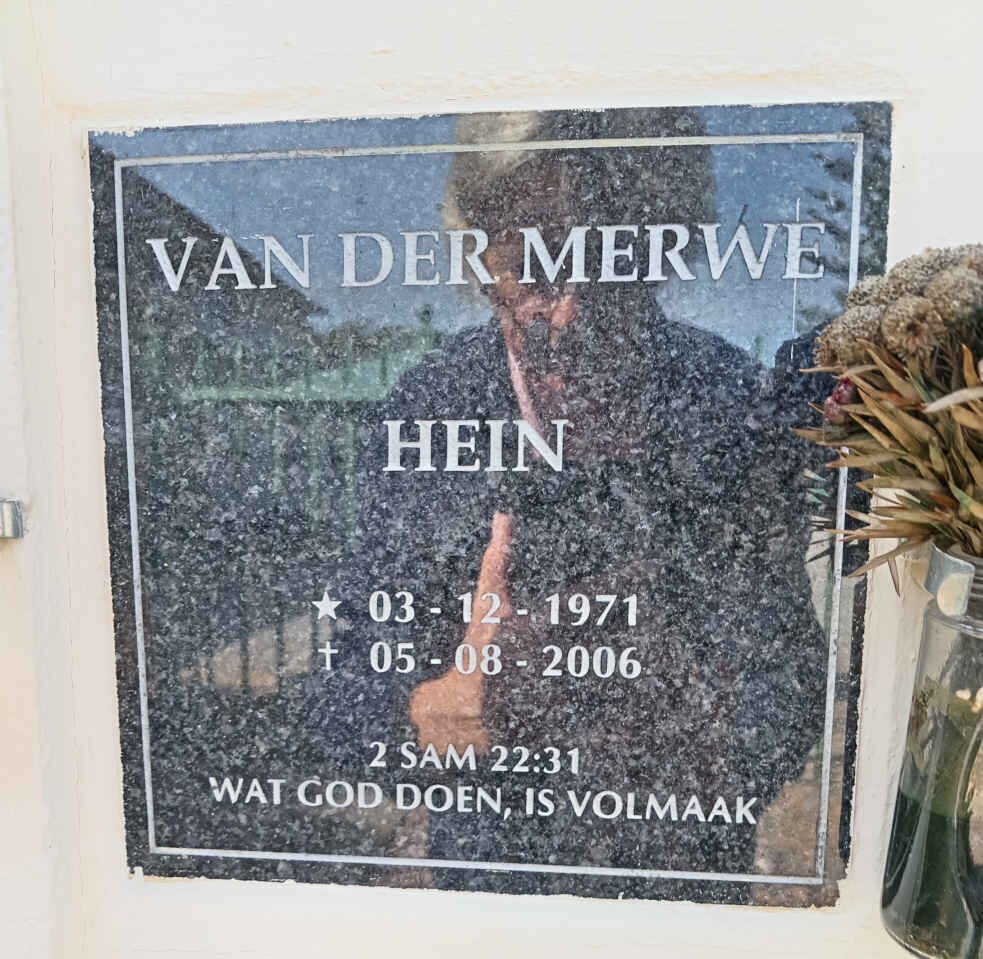MERWE Hein, van der 1971-2006