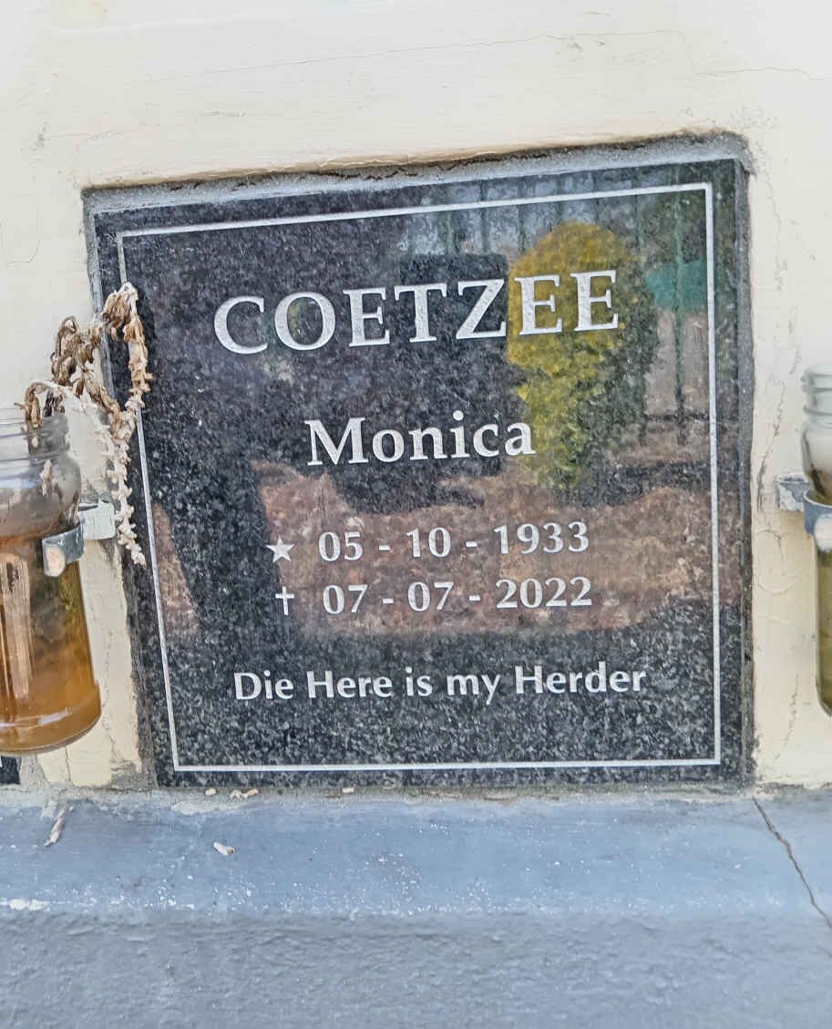 COETZEE Monica 1933-2022