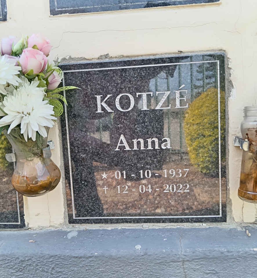 KOTZE Anna 1937-2022