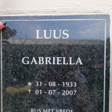 LUUS Gabriella 1933-2007