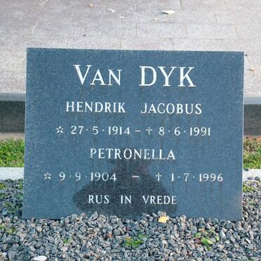 DYK Hendrik Jacobus, van 1914-1991 &amp; Petronella 1904-1996
