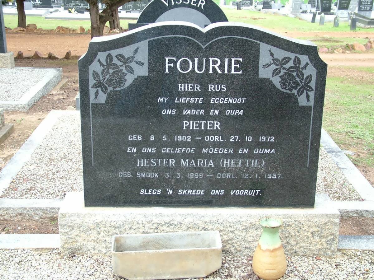FOURIE Pieter 1902-1972 &amp; Hester Maria 1899-1987