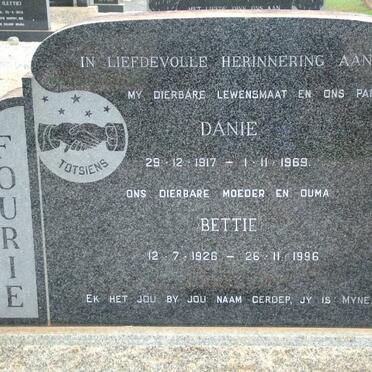 FOURIE Danie 1917-1969 &amp; Bettie 1926-1996