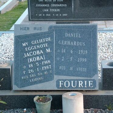FOURIE Daniel Gerhardus 1919-1999 &amp; Jacoba M. 1918-1987
