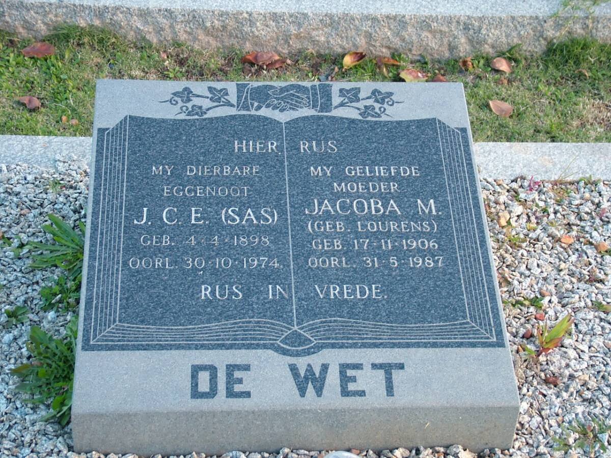 WET J.C.E., de 1898-1974 &amp; Jacoba M. LOURENS 1906-1987