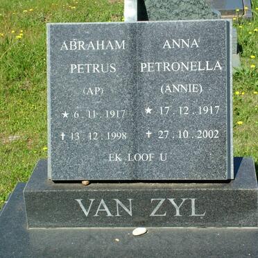 ZYL Abraham Petrus, van 1917-1998 &amp; Anna Petronella 1917-2002