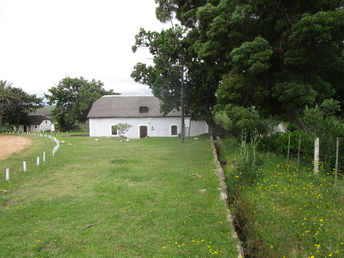 3. Overview / Oorsig