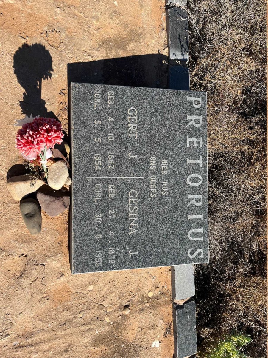 PRETORIUS Gert J. 1867-1954 &amp; Gesina J. 1879-1955