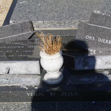 HOFMEESTER Clara Magdalena 1922-2006 :: ? Frances Rina 1954-1994