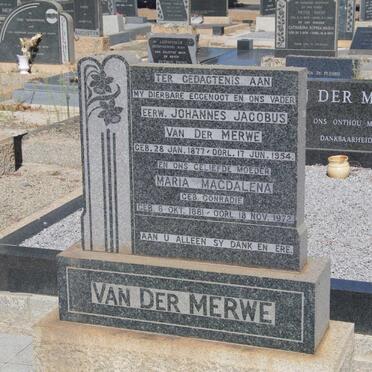 MERWE Johannes Jacobus, van der 1877-1954 &amp; Maria Magdalena CONRADIE 1881-1972