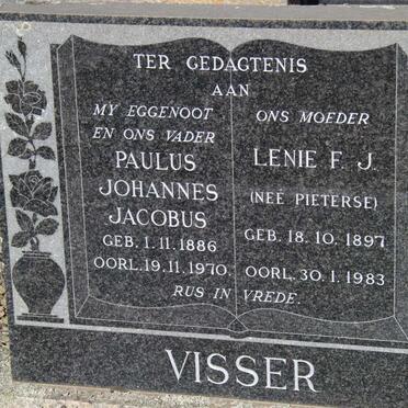 VISSER Paulus Johannes Jacobus 1886-1970 &amp; Lenie F.J. PIETERSE 1897-1983