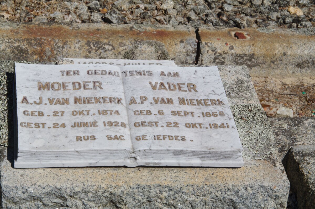 NIEKERK A.P., van 1866-1941 &amp; A.J. 1874-1928