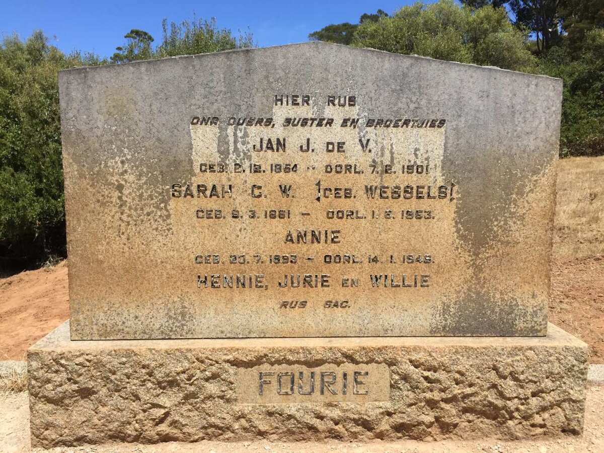 FOURIE Jan Jeremias de Villiers 1854-1901 &amp; Sarah C.W. WESSELS 1861-1953 :: FOURIE Annie 1893-1945