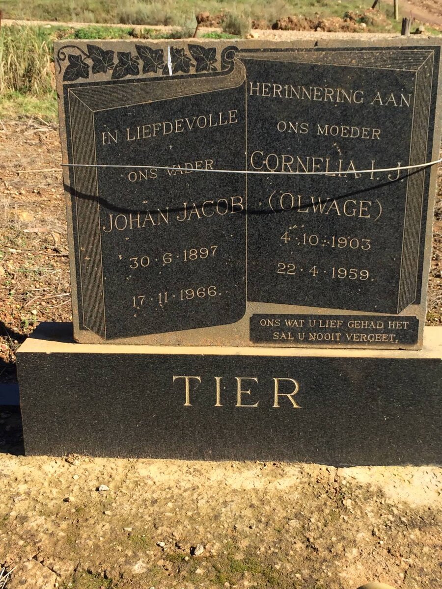 TIER Johan Jacob 1897-1966 &amp; Cornelia I.J. OLWAGE 1903-1959