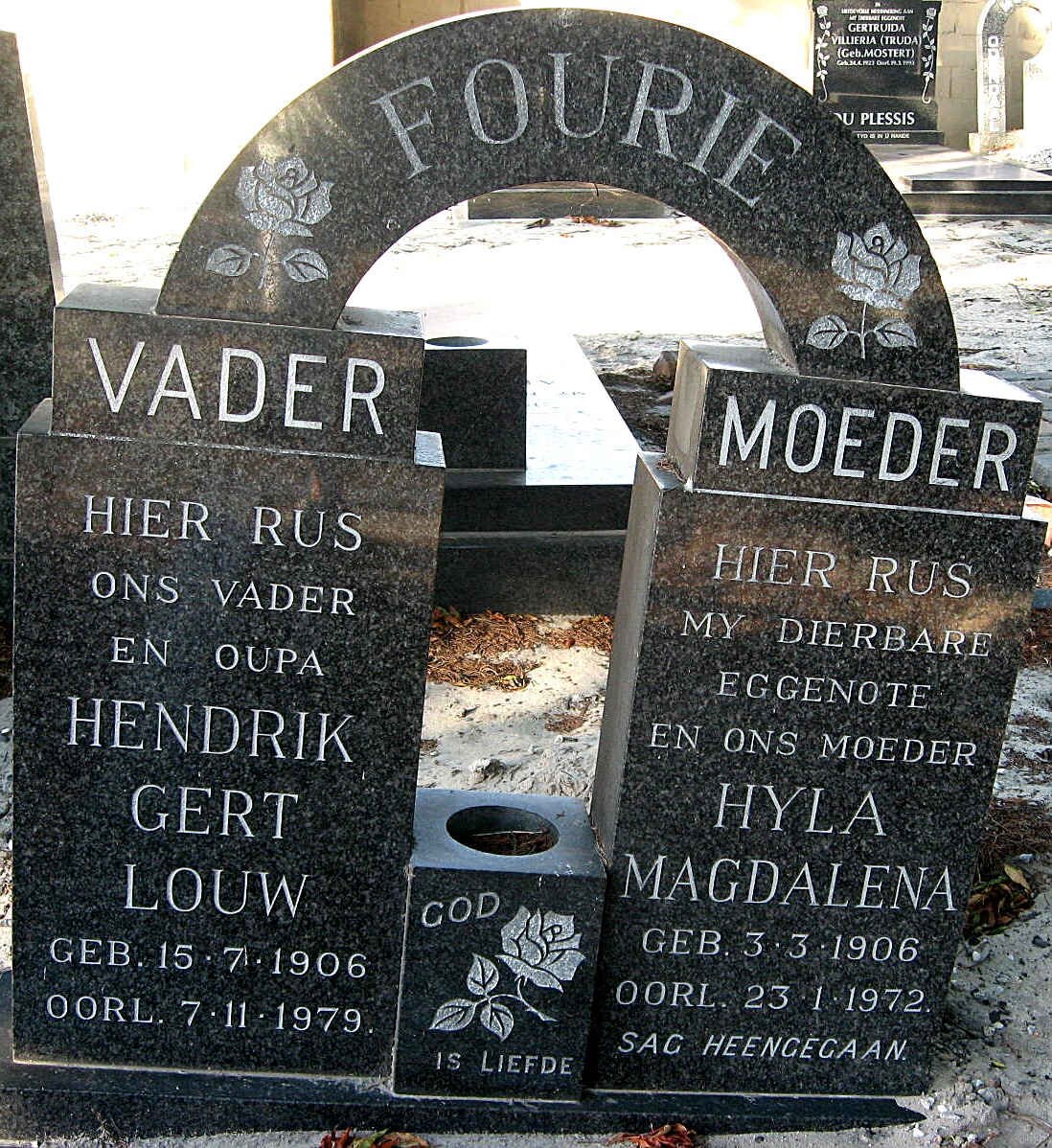 FOURIE Hendrik Gert Louw 1906-1979 &amp; Hyla Magdalena 1906-1972