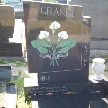 GRANGE Mike, le 1932-1976