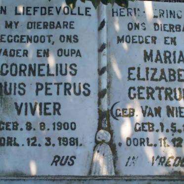 VIVIER Cornelius Louis Petrus 1900-1981 &amp; Maria Elizabeth Gertruida VAN NIEKERK 1918-1983