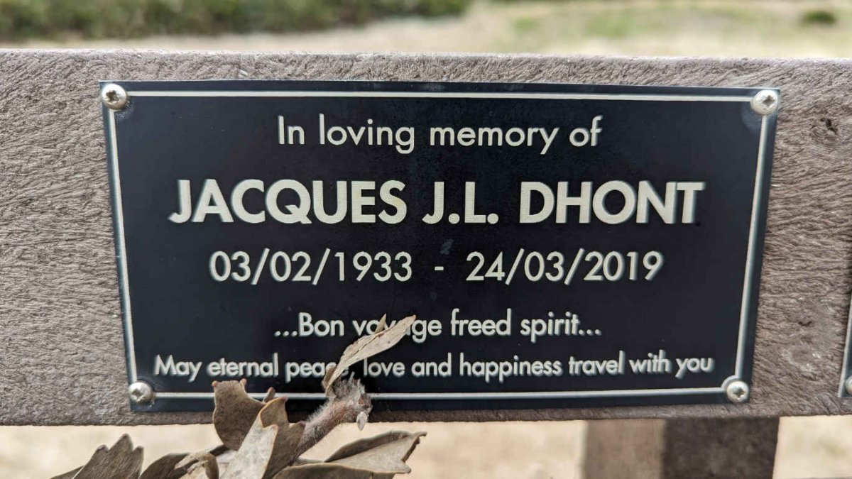 DHONT Jacques J.L. 1933-2019
