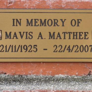 MATTHEE Mavis A. 1925-2007