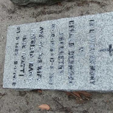 ABERNETHY Gerald Desmond 1913-1981 &amp; Patricia Mary PRATT 1927-1998