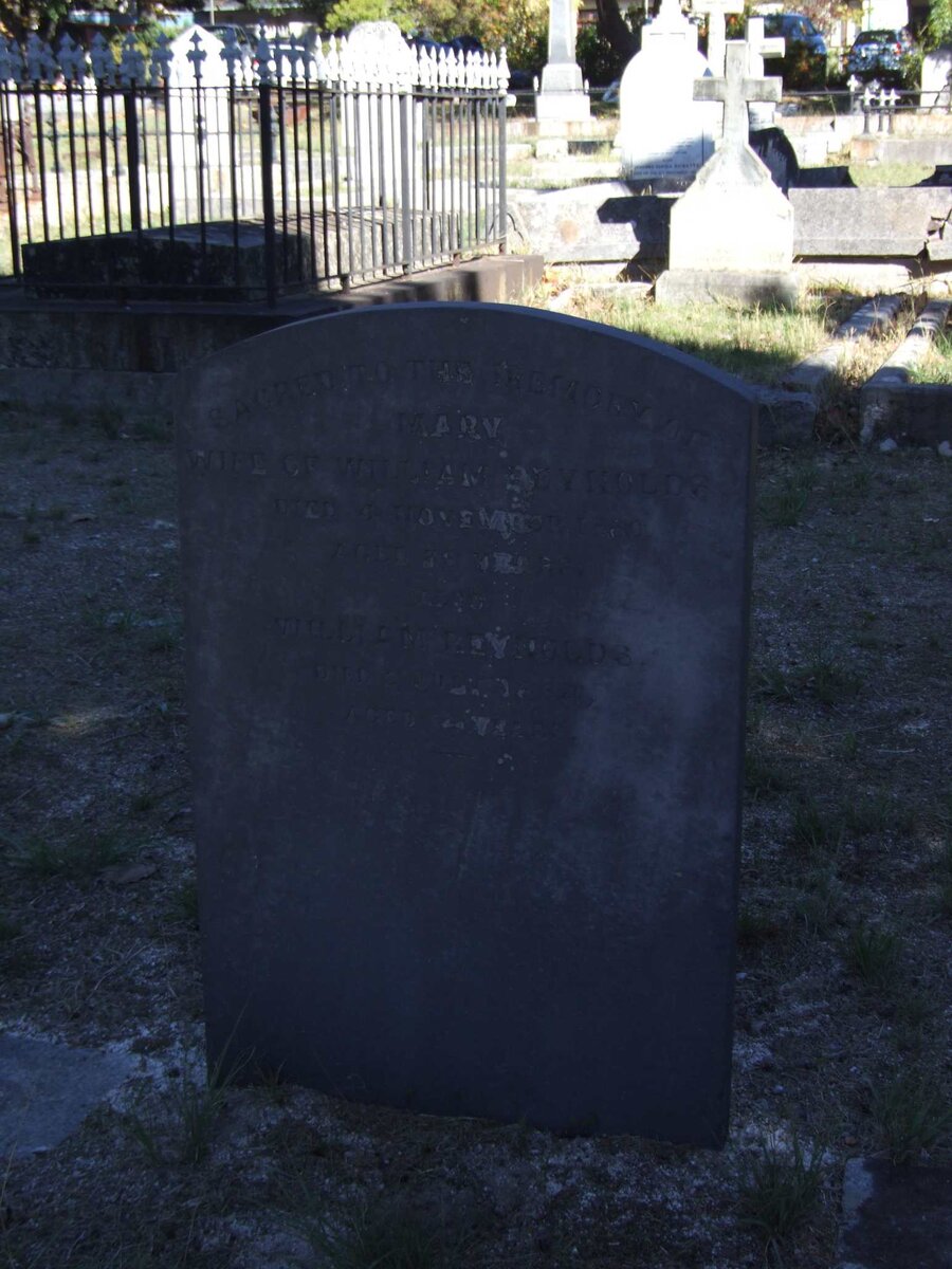 REYNOLDS William &amp; Mary