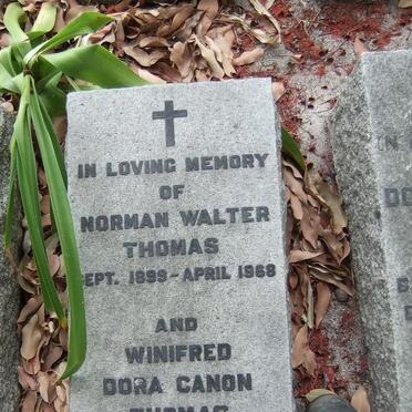 THOMAS Norman Walter 1899-1968 &amp; Winifred Dora Canon 1905-1998