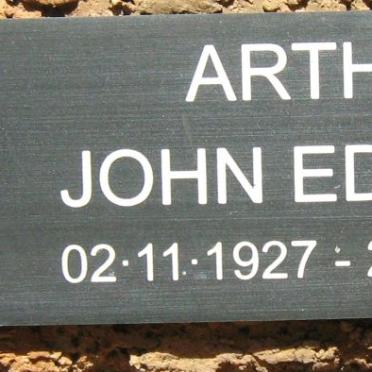 ARTHEY John Edward 1927-2002