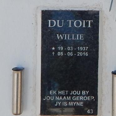 3. Gedenkmuur / Memorial Wall