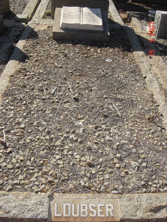 LOUBSER Fanie -1937 &amp; Baby BAARTMAN -1936