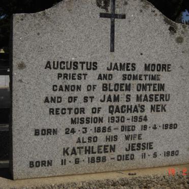 MOORE Augustus James 1885-1980 &amp; Kathleen Jessie 1898-1980