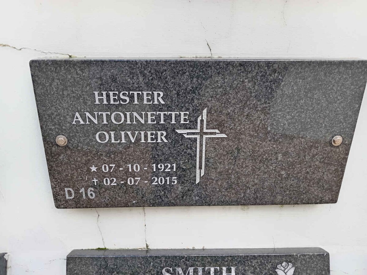 OLIVIER Hester Antoinette 1921-2015