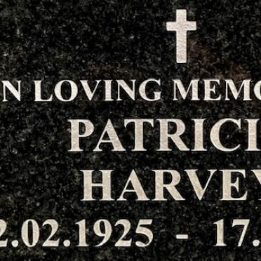 HARVEY Patricia 1925-2004