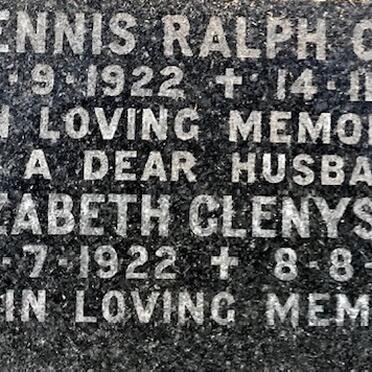 CURRY Dennis Ralph 1922-1988 &amp; Elizabeth Glenys 1922-2003