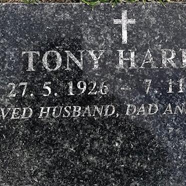 HARRIS Tony 1926-2006