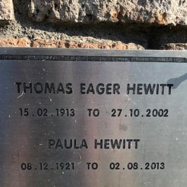 HEWITT Thomas Eager 1913-2002 &amp; Paula 1921-2013