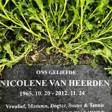 HEERDEN Nicolene, van 1965-2012