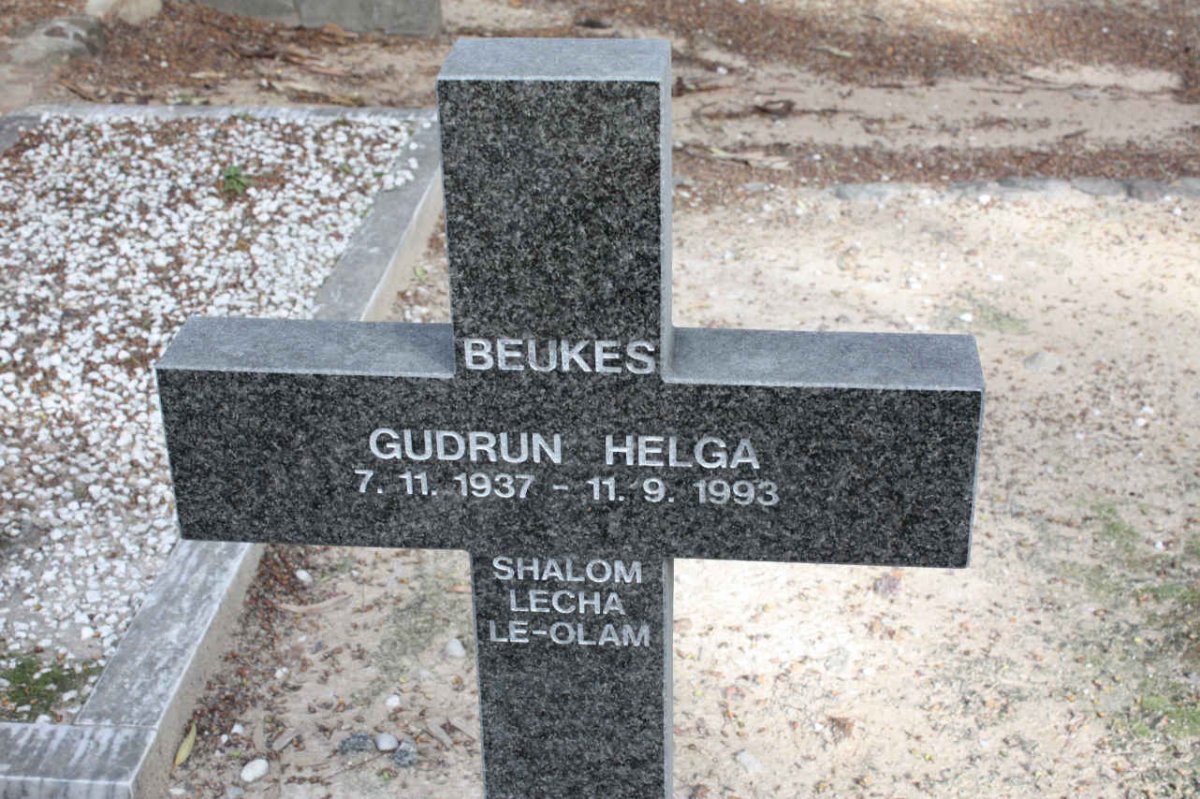 BEUKES Gudrun Helga 1937-1993