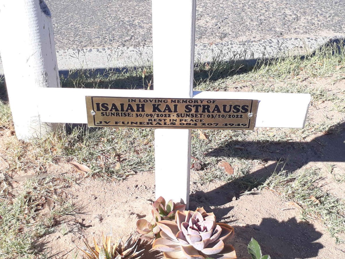 STRAUSS Isaiah Kai 2022-2022