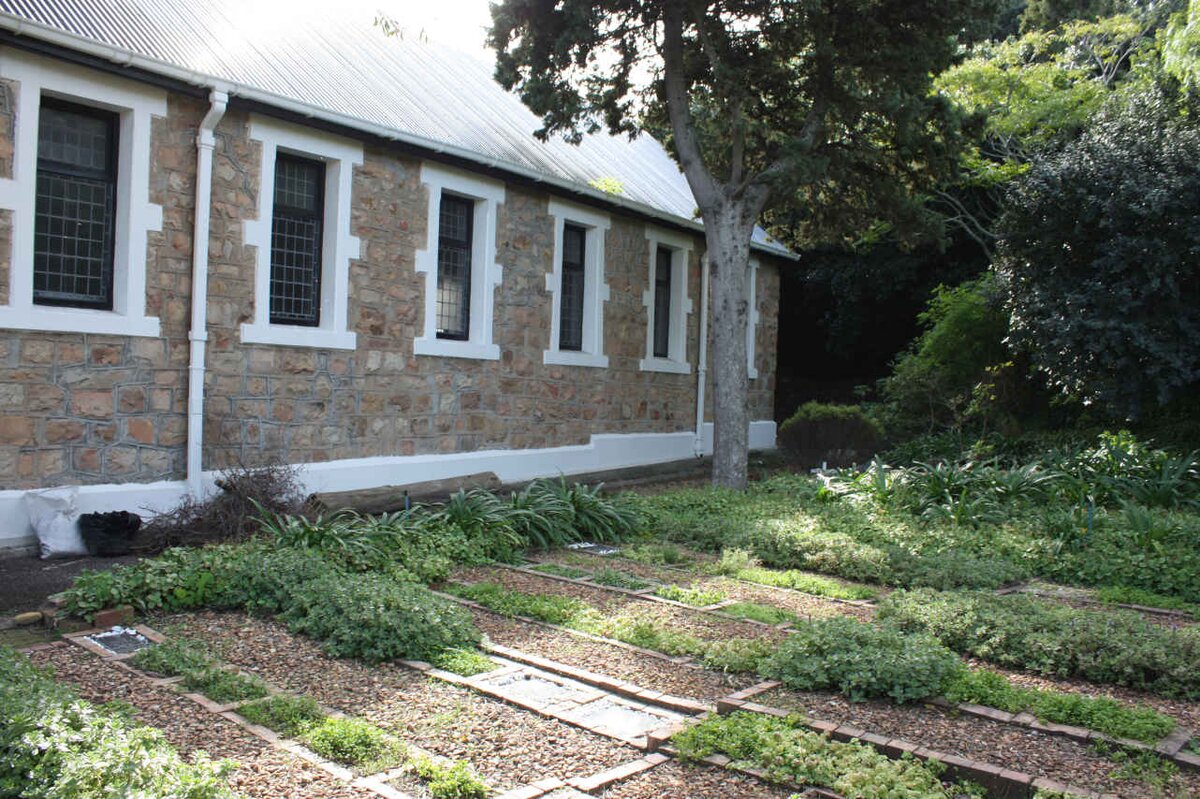 4. Overview of memorial garden