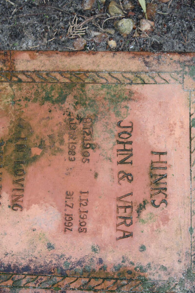 HINKS John 1905-1983 &amp; Vera  1905-1994