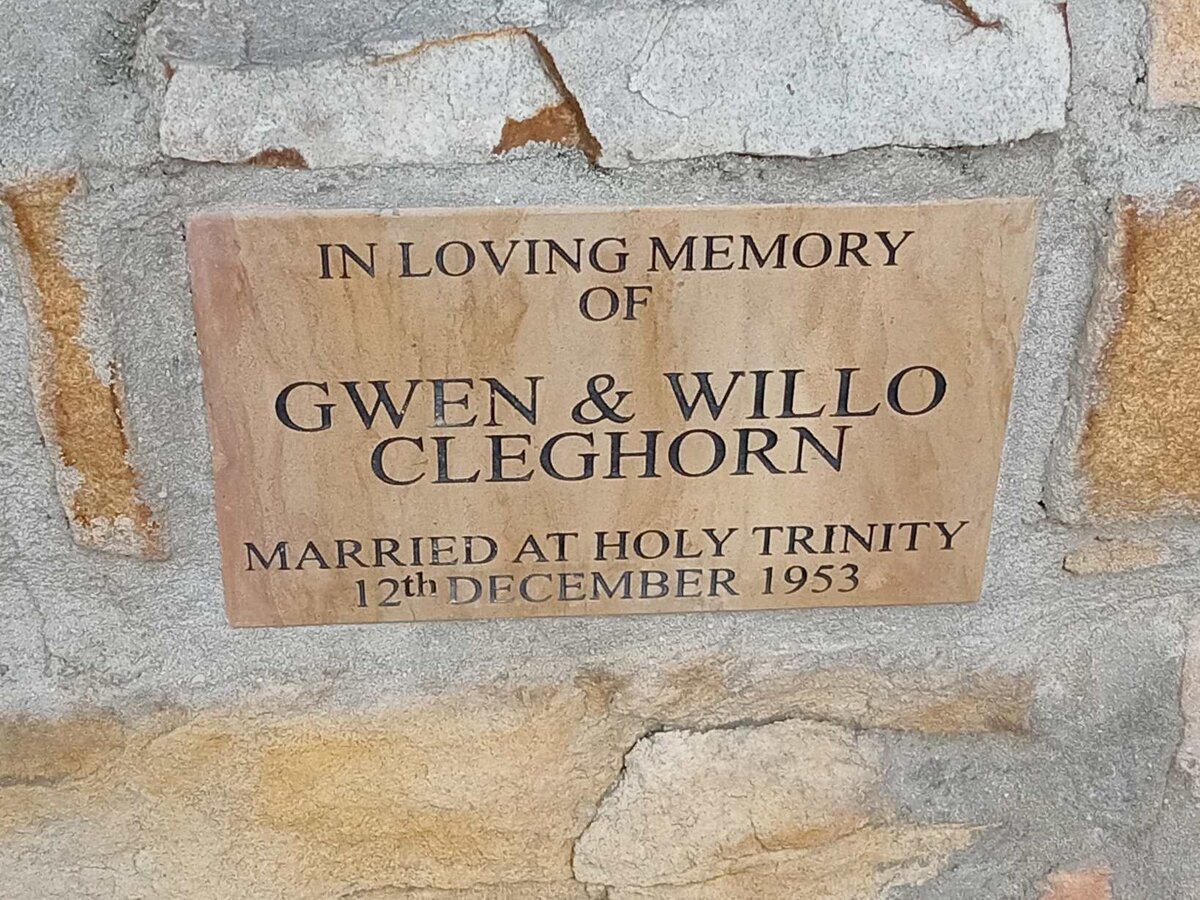 CLEGHORNE Gwen &amp; Willo
