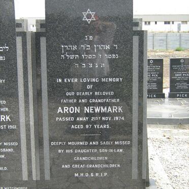 NEWMARK Aron -1974