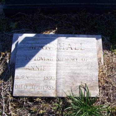 MARSHALL Annie 1898-1986