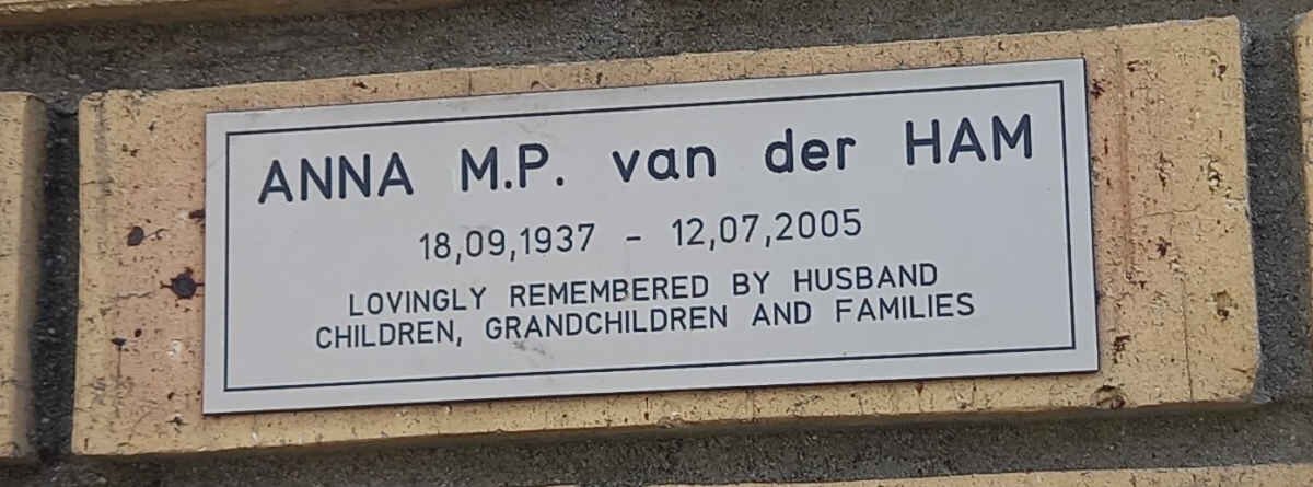 HAM Anna M.P., van der 1937-2005