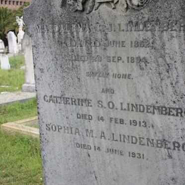LINDENBERG Magdalena C.J. 1852-1894 :: LINDENBERG Catherine S.O. -1913 :: LINDENBERG Sophia M.A. -1931
