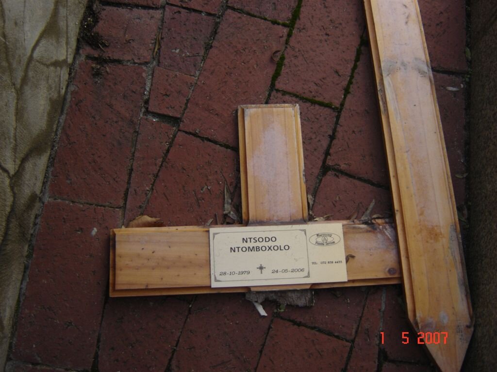 NTOMBOXOLO Ntsodo 1979-2006