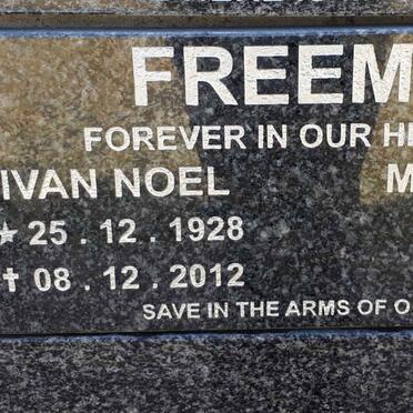 FREEMAN Ivan Noel 1928-2012 &amp; Mavis Gloria 1928-2014